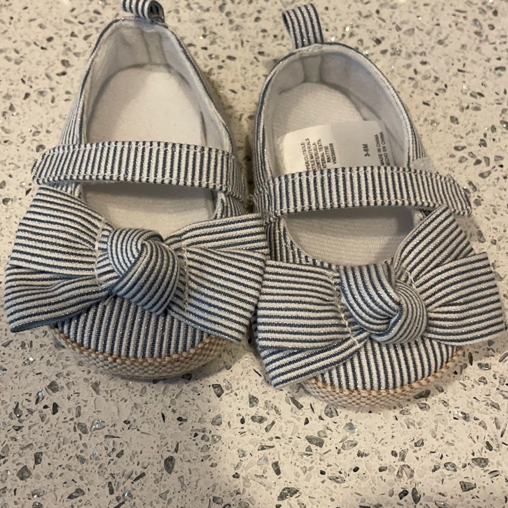 Baby Girl 3-6 mo crib shoes free local pickup